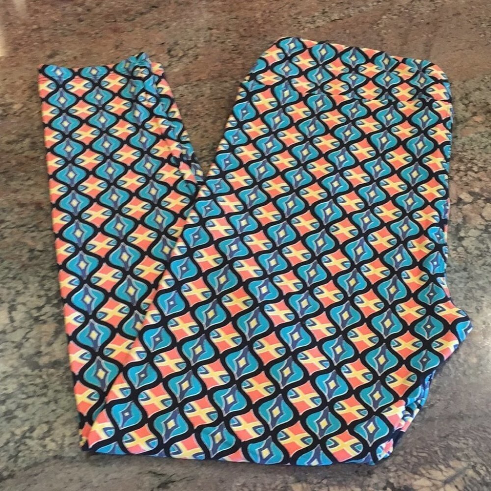 TC NWOT LuLaRoe Leggings AA31 3343